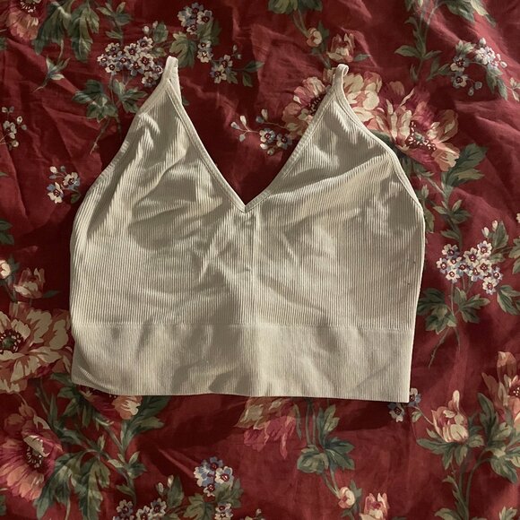 Casual White Crop Top - Picture 1 of 2